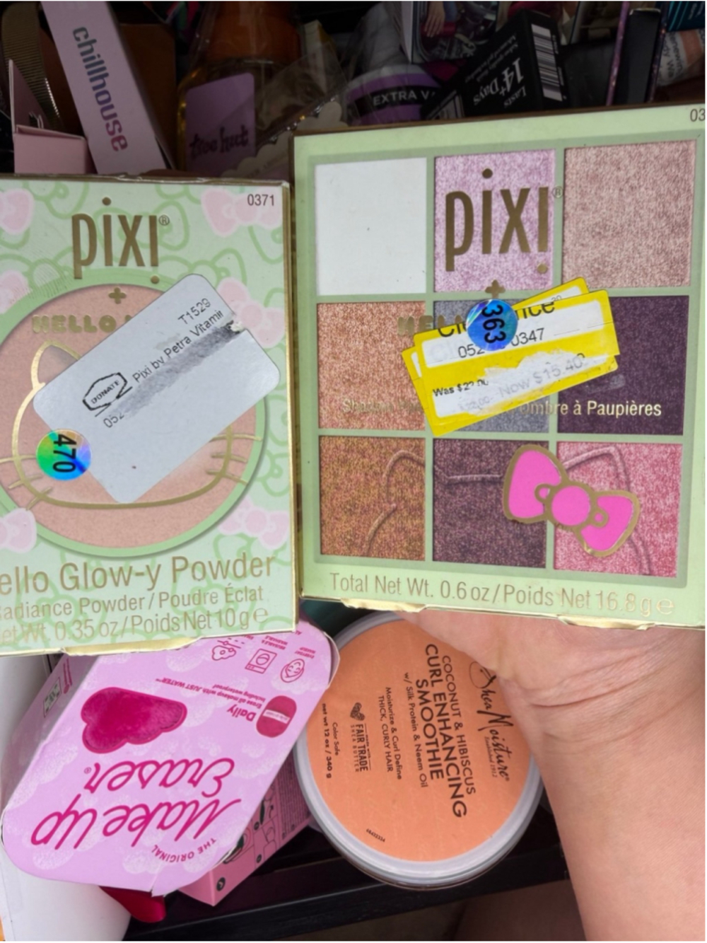 Pixi Hello Kitty Eyeshadow and Highlighter Set